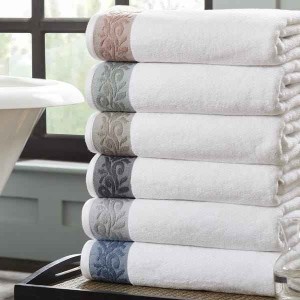 Hot-selling High Quality Custom Logo Premium 100% Cotton terry jacquard bath towel set Export Quality